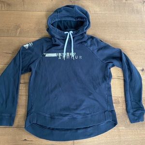 Cute black, camo logo Under Armour high/low hoodie